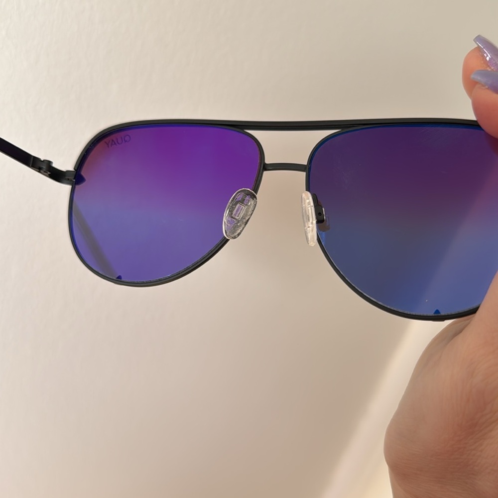 Quay Australia Highkey Blue and Pink Sunglasses - Picture 4 of 6